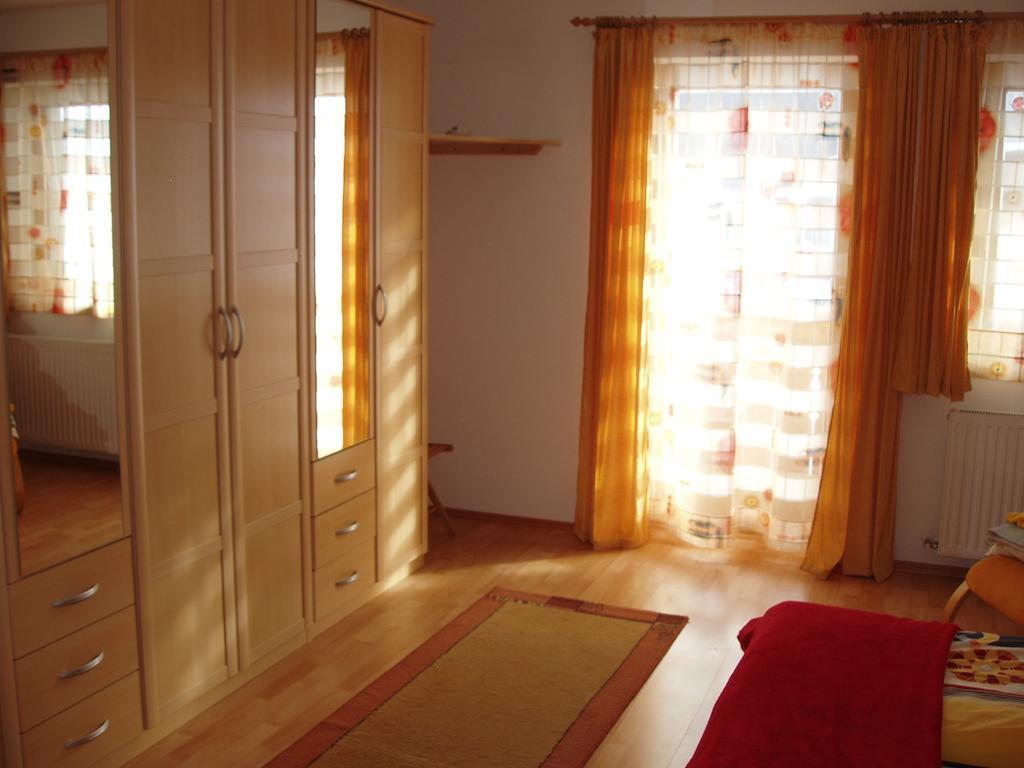 Ferienwohnung Wohlfartstaetter Auffach Room photo